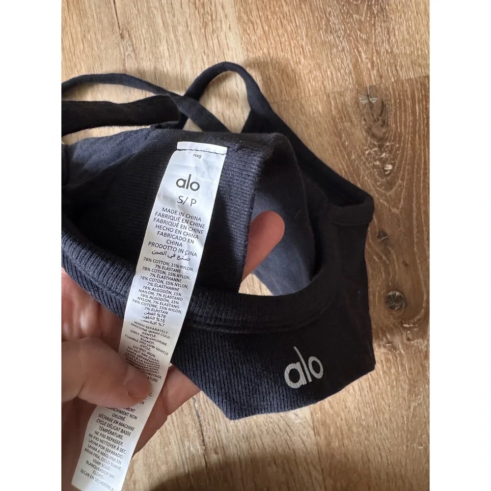 Alo Yoga Wellness Bra Black Ribbed V-Neck Cross Back Crop Top Size S